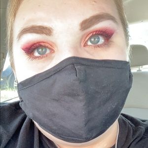 Meet your Posher, Lizzy